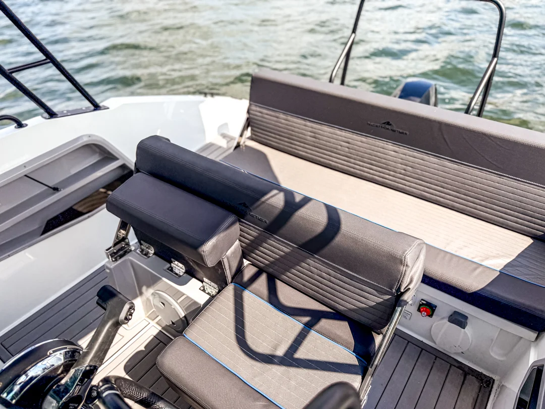 yachting-4-motorowki-na-wynajem--27